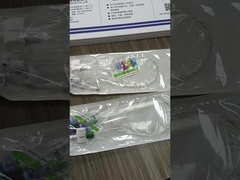 Máscara de oxigénio de ventilação não re-respiradora de PVC ajustável / Máscara de ventilação múltipla com tubo de oxigénio